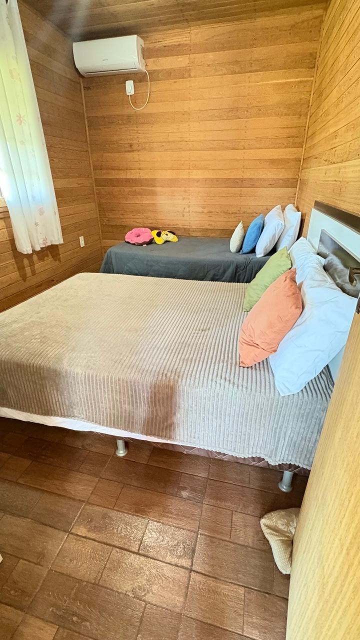 Quarto da frente — acomoda até 4 pessoas